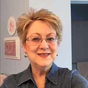 Meet your Posher, Lorena